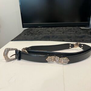 Fossil Belt Women Sz M Black Genuine Leather Silver Tone Ornate Metalwork